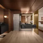 Savhe Atour Hotel On The Bund Nanjing Road Pedestrian Street -Free Night Snacks And Afternoon Tea