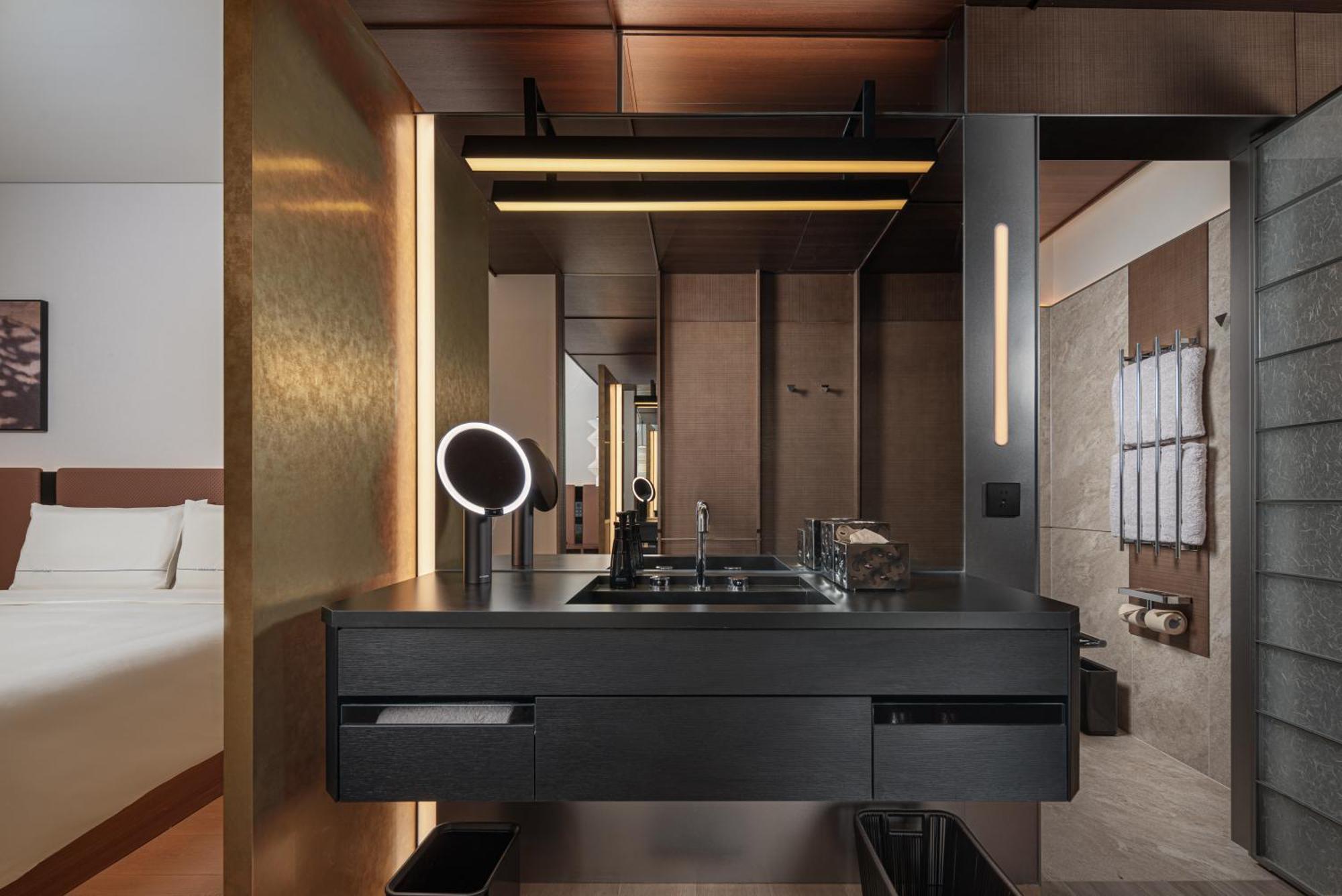 Hotel Savhe Atour On The Bund Nanjing Road Pedestrian Street -free Night Snacks And Afternoon Tea 5*