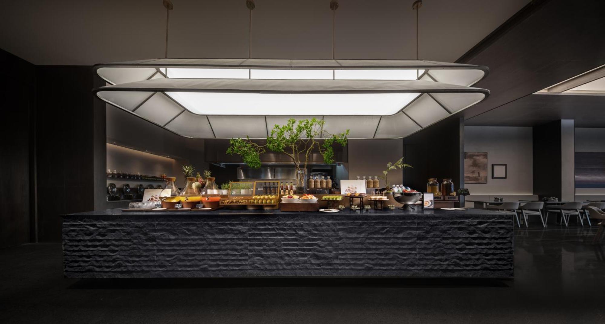 Savhe Atour On The Bund Nanjing Road Pedestrian Street -free Night Snacks And Afternoon Tea Shanghai